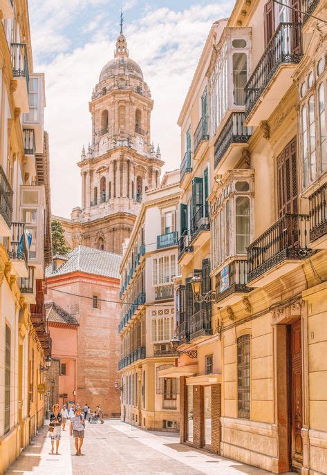 Explore the Beauty of Malaga: Top Attractions, Beaches, and Cuisine