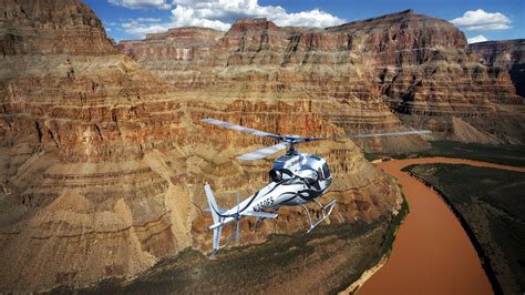 5-Star-Grand-Canyon-Helicopter-Tours-Aircraft-Flying - Things To Do In ...