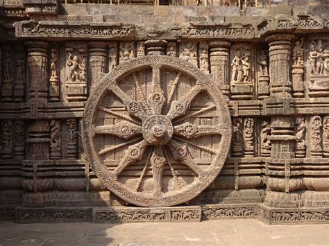 Konark - The Sun Temple; Ornamented Wheel (5) | Konark | Pictures ...