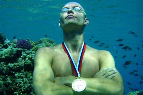 Danish diver holds world record for holding breath underwater | Daily Star