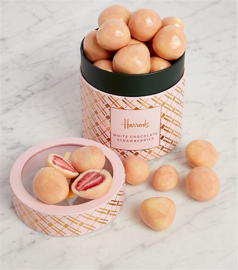 Harrods White Chocolate Strawberries (270g) | Harrods AU