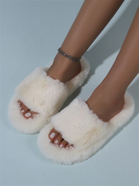 Minimalist Fluffy Home Slippers | Slippers outfit, Fluffy shoes, Shoes ...