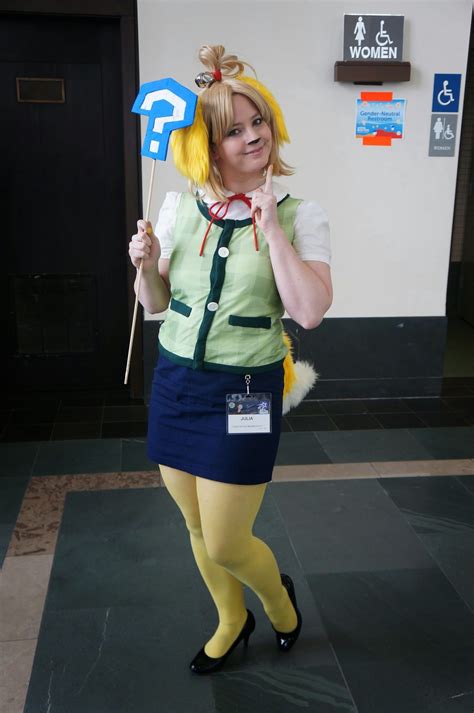 Animal Crossing: Isabelle Cosplay | Cosplay outfits, Cosplay characters ...