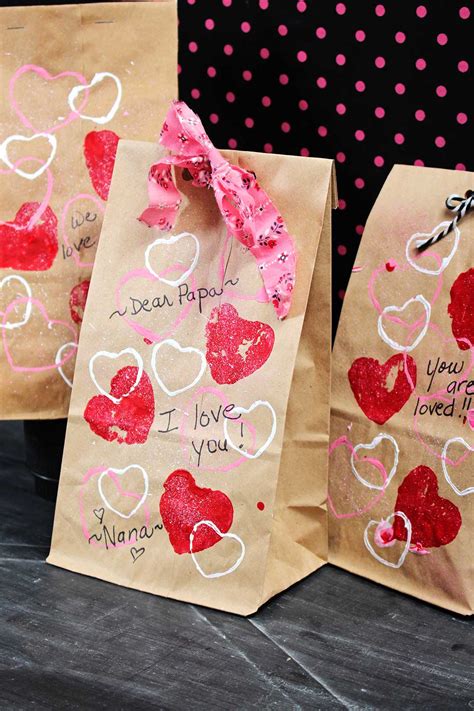 Stamped Valentine's Day Treat Bags - Welcome To Nana's