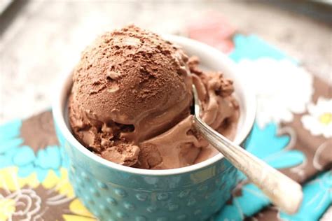 Chocolate Almond Ice Cream - Barefeet in the Kitchen