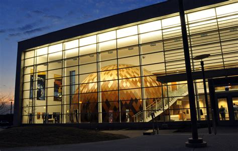 This Dome Shaped Theater Was Covered In A Gradient Of Wood Veneer ...