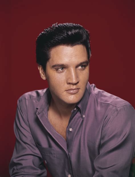 7 Fascinating Facts About Elvis Presley - HISTORY