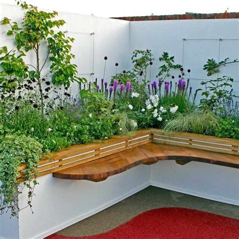 Eye-Catching Raised Flower Bed Ideas | Family Handyman