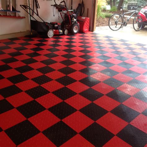 Amazon.com: Speedway Garage Tile Interlocking Garage Flooring 6 LOCK ...