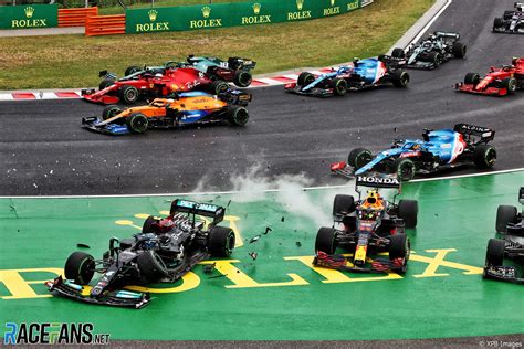 Start crash, Hungaroring, 2021 · RaceFans