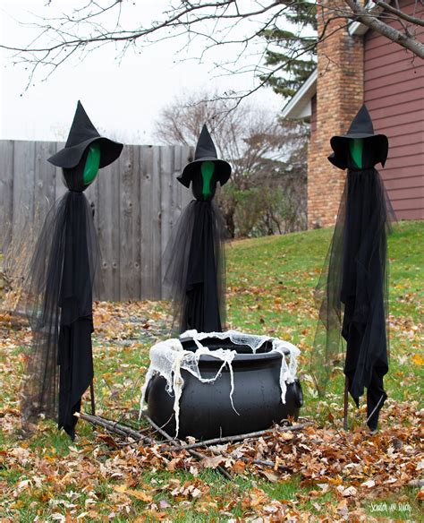 DIY Halloween Decorations: Includes FREE Witch Hat Pattern