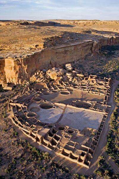 Explore the Ancient Ruins of Pueblo Bonito in Chaco Canyon