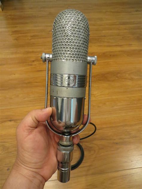 VINTAGE OLD CHROME RCA 77DX NBC NY-TV STUDIO RIBBON MICROPHONE + MULTI ...