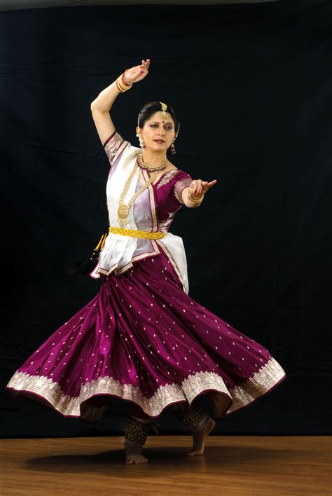 kathak - Google Search | Kathak costume, Dance of india, Kathak dance