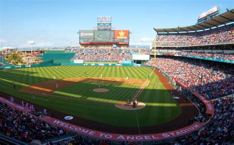 Angel Stadium / Los Angeles Angels of Anaheim - Ballpark Digest