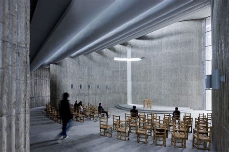 Gallery of The Traditional versus the Modern in Church Design - 9