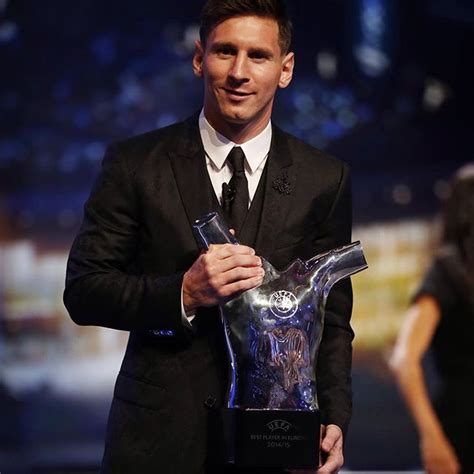 Messi Wins UEFA Best Player in Europe 2014/15 | Soccer Box