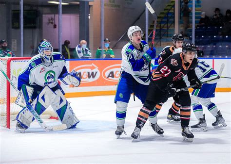 Broncos vs Hitmen, January 21, 2022 - Swift Current Broncos