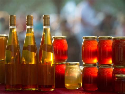 Honey Mead Recipe (an easy one-gallon recipe) - Fermenters Kitchen