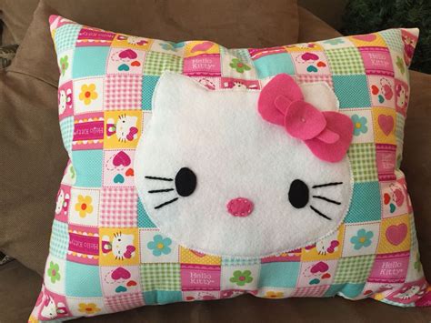 Hello Kitty appliqué pillow. | Applique pillows, Hello kitty, Pillows