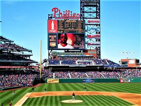 Top 10 Philadelphia Phillies Sports Bars - Accidental Travel Writer