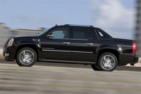 Used 2013 Cadillac Escalade EXT for sale - Pricing & Features | Edmunds