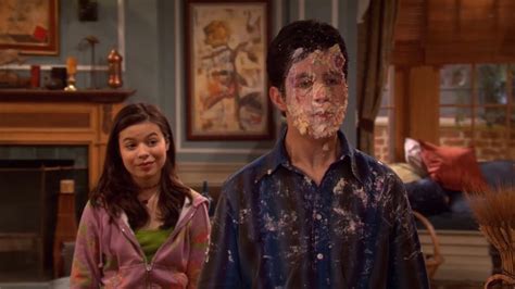 Drake & Josh - Megan Pranks Josh On His Birthday - YouTube