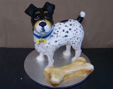 Sculpted dog and bone cake - le' Bakery Sensual