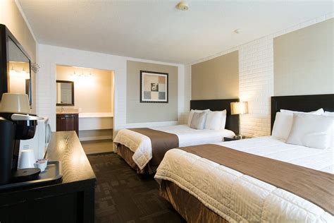 HOTEL MONCTON - Updated 2022 Prices (Canada - New Brunswick)