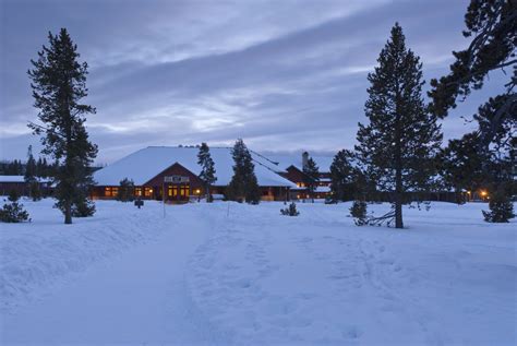 Top 8 Winter Destinations in Montana (2023 Guide) – Trips To Discover