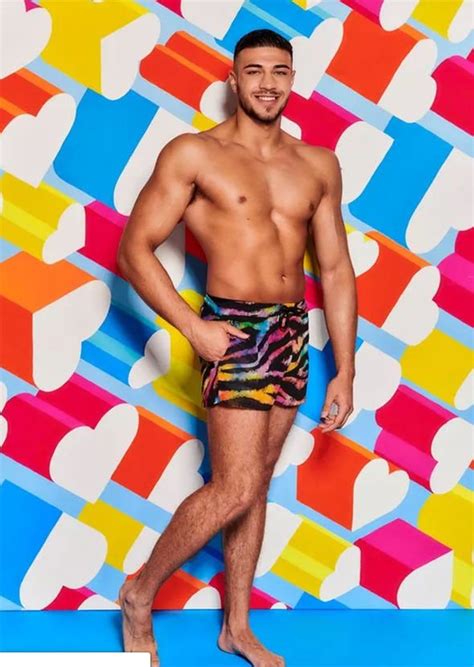 Tommy Fury height: How tall is Tommy Fury? Love Island star follows ...