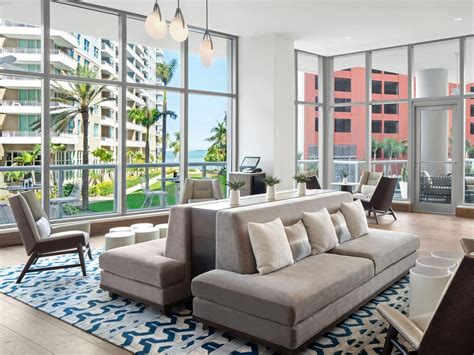 Luxury Brickell Miami Hotel with Bay Views | Hyatt Centric Brickell Miami