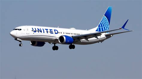 United Airlines finds problems with doors on 737 Max 9 aircraft - days ...