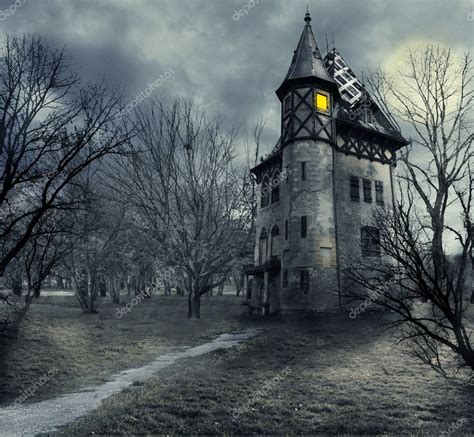 Haunted house Stock Photo by ©hitdelight 30190919