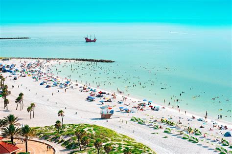 Why Florida's Clearwater Beach Is Great for Families