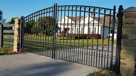 Driveway Gate Ideas