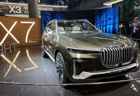 BMW X7 concept previews new full-size, 3-row SUV