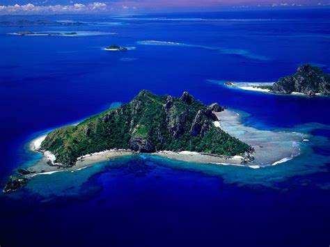 HD Wallpapers: Aerial View of Monu Island, Fiji