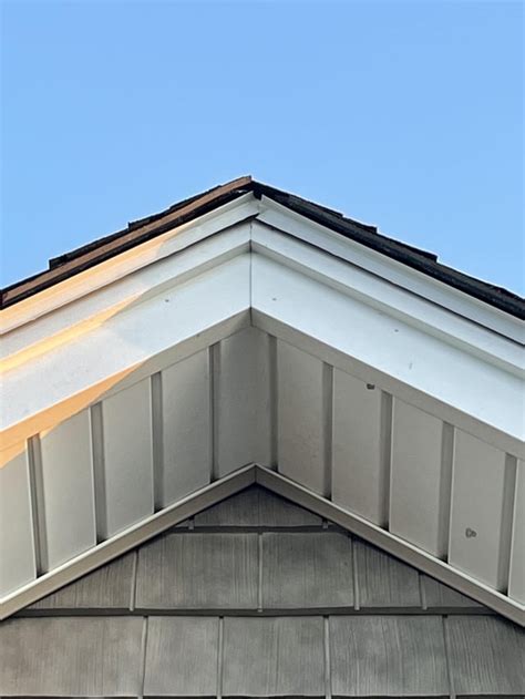 Am I wrong for being mad about this drip edge on my new roof? : r/Roofing