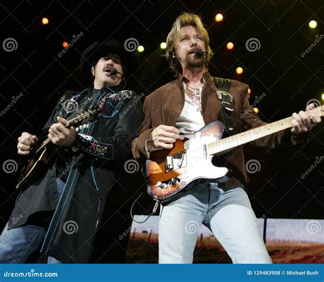 Brooks and Dunn Performs in Concert Editorial Stock Photo - Image of ...