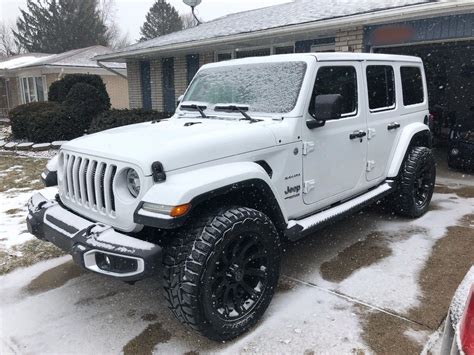 Jeep Wrangler Sahara Tire Size