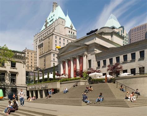 Vancouver Art Gallery - Art-BC