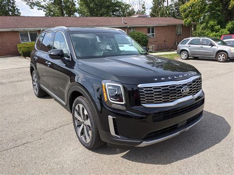 New 2021 Kia Telluride S in Ebony Black | Greensburg, PA | #K04174