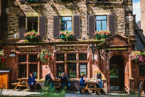 10 Oldest Pubs in Edinburgh - Oldest.org