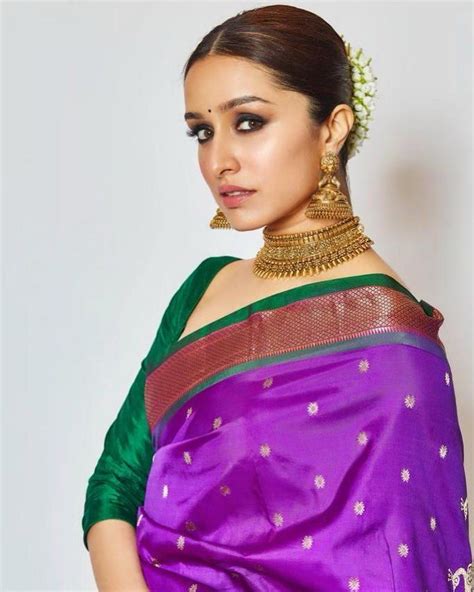 Shraddha Kapoor proves that she is a true Indian beauty in this saree ...