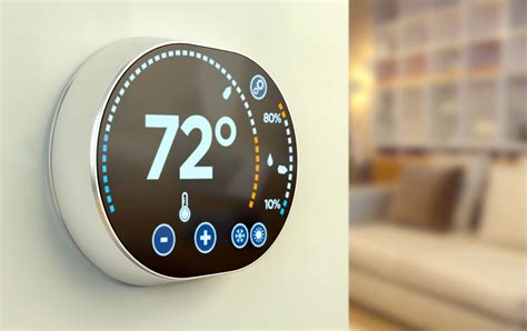 How Smart Thermostats Can Help Protect Your Home | Travelers Insurance