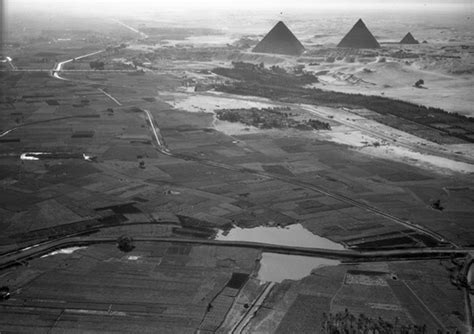 Egyptian Pyramids and Nile River Valley: 1938 : r/Damnthatsinteresting