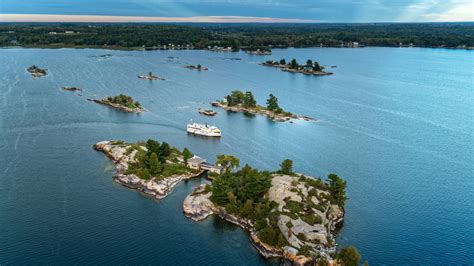 Canadian Empress Cruise | St Lawrence Seaway, Quebec and Ontario ...