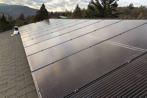 Solar Panel Array in Yreka CA | greensolartechnologies