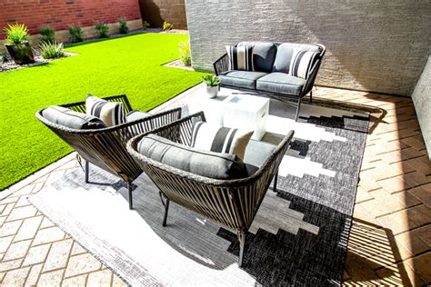 3 Ways Artificial Grass Can Revitalize Your Backyard - SGW Las Vegas